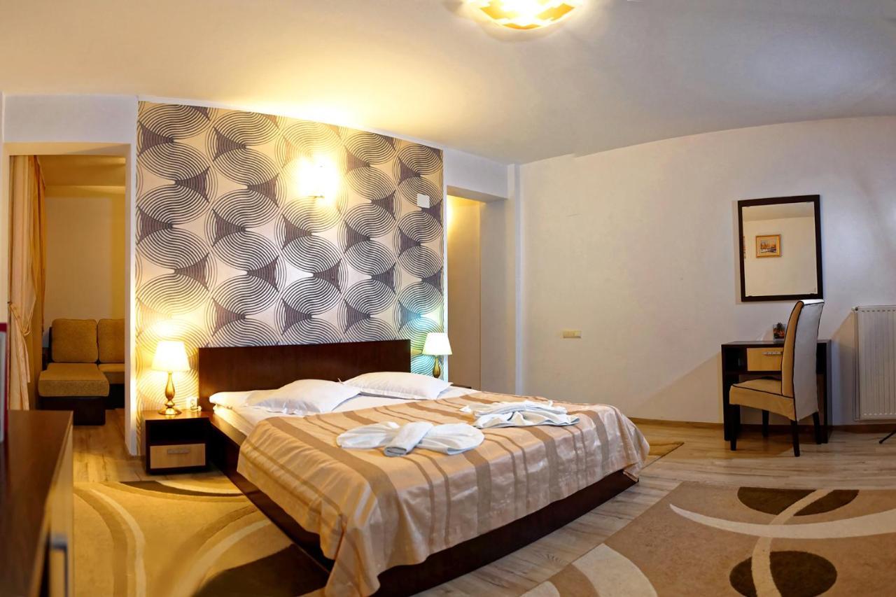 Hotel Boutique Garden Resort By Brancoveanu Moieciu de Jos Exteriér fotografie