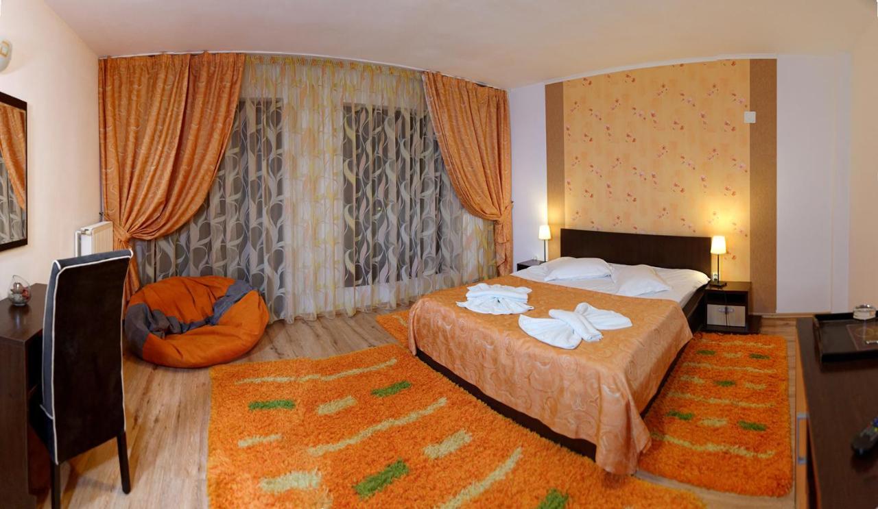 Hotel Boutique Garden Resort By Brancoveanu Moieciu de Jos Exteriér fotografie